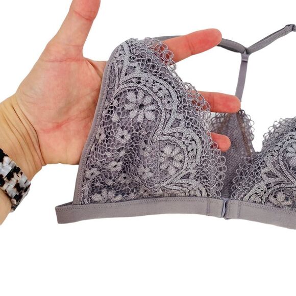 Victoria’s Secret gray lace triangle cup racerback bralette size small - Picture 2 of 4